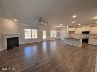 114 Firethorn Circle Wallace, NC 28466