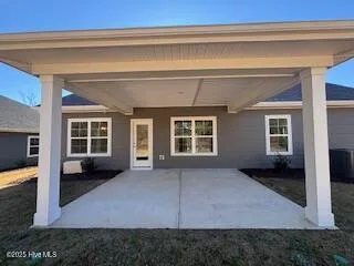 114 Firethorn Circle Wallace, NC 28466