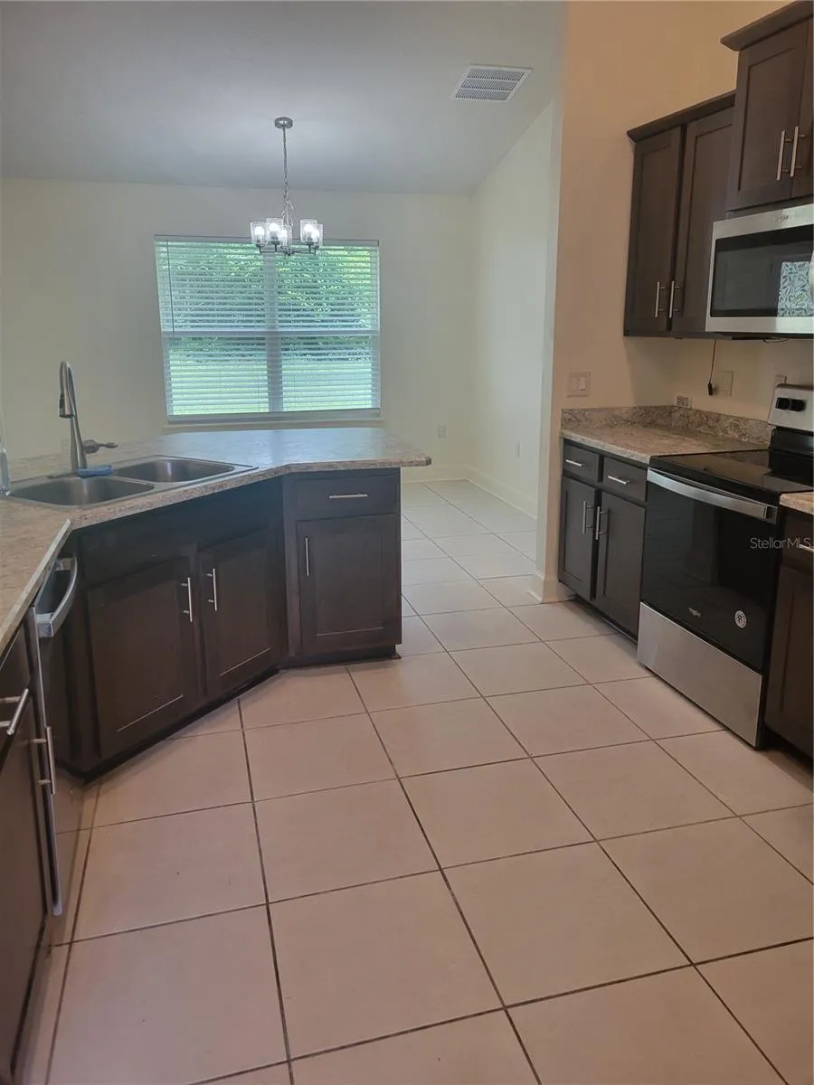25 BARRINGTON DRIVE Palm Coast, FL 32137