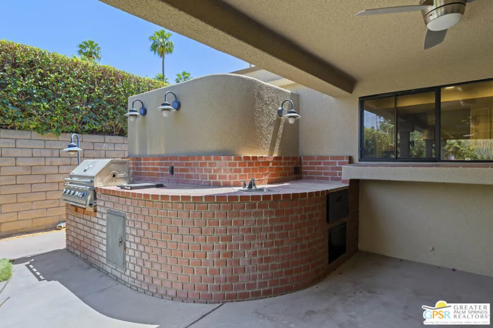 22 Chandra Lane Rancho Mirage, CA 92270