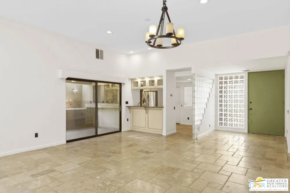 22 Chandra Lane Rancho Mirage, CA 92270