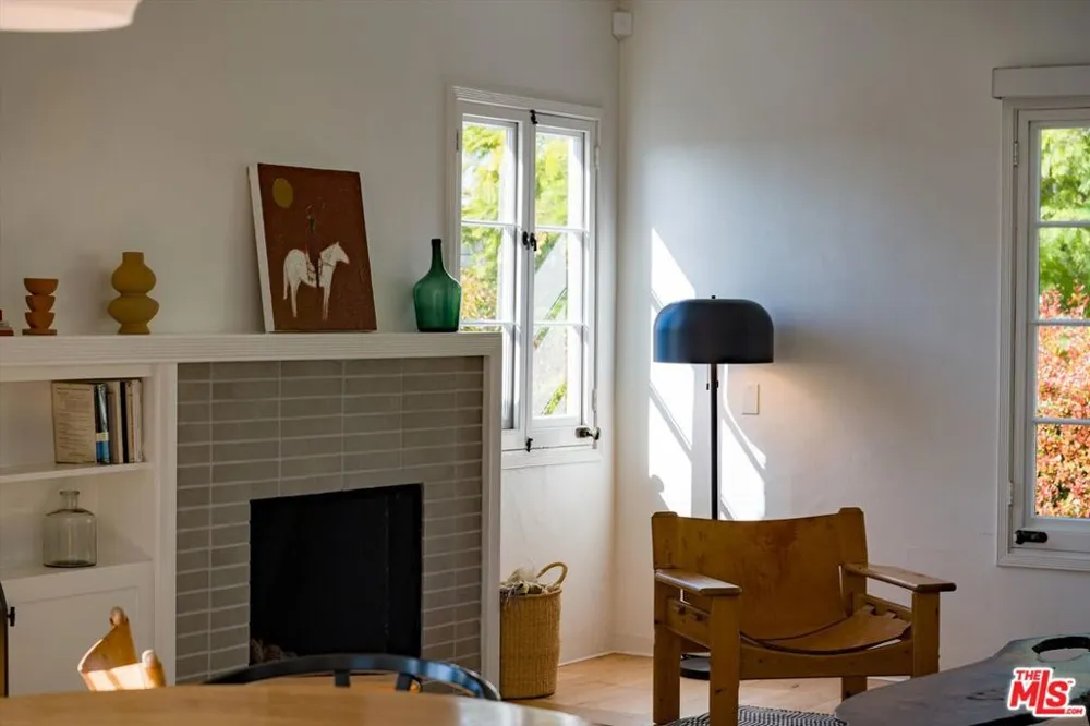 1322 E Cota Street Santa Barbara, CA 93103