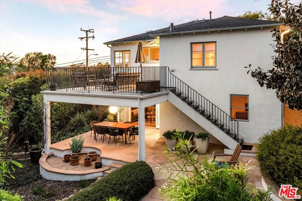1322 E Cota Street Santa Barbara, CA 93103