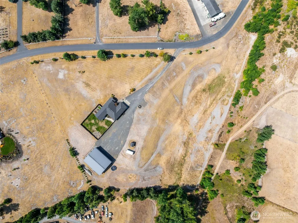 195 Bay Point Drive Castle Rock, WA 98611