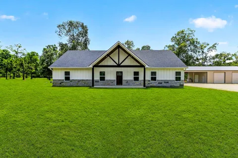 950 Brushy Creek Drive