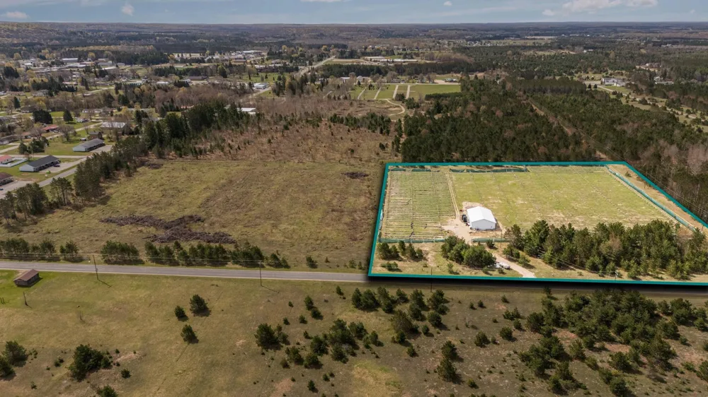 808 Kresnak Road Mancelona Township, MI 49659