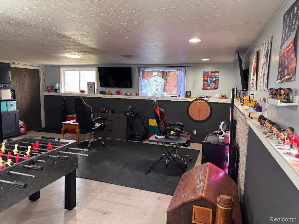 687 W Saginaw Road Fremont Township, MI 48744