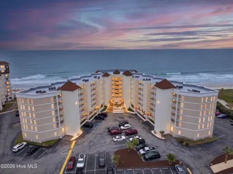 2000 New River Inlet Road #1201