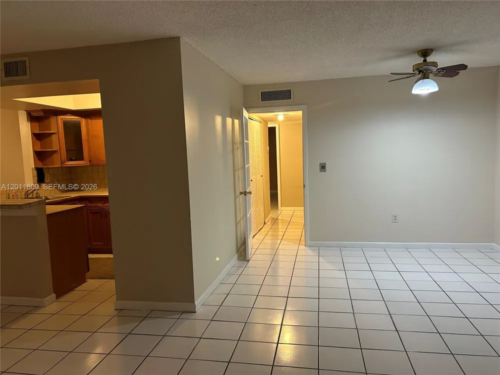 9411 SW 4th St #202 Miami, FL 33174