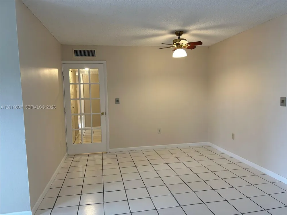 9411 SW 4th St #202 Miami, FL 33174