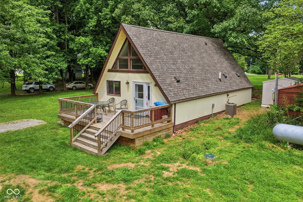 842 Mike Place Kingman, IN 47952