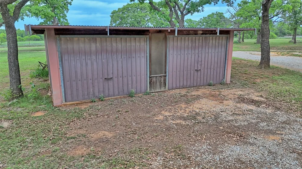 3377 Lodge Creek Road Henrietta, TX 76365