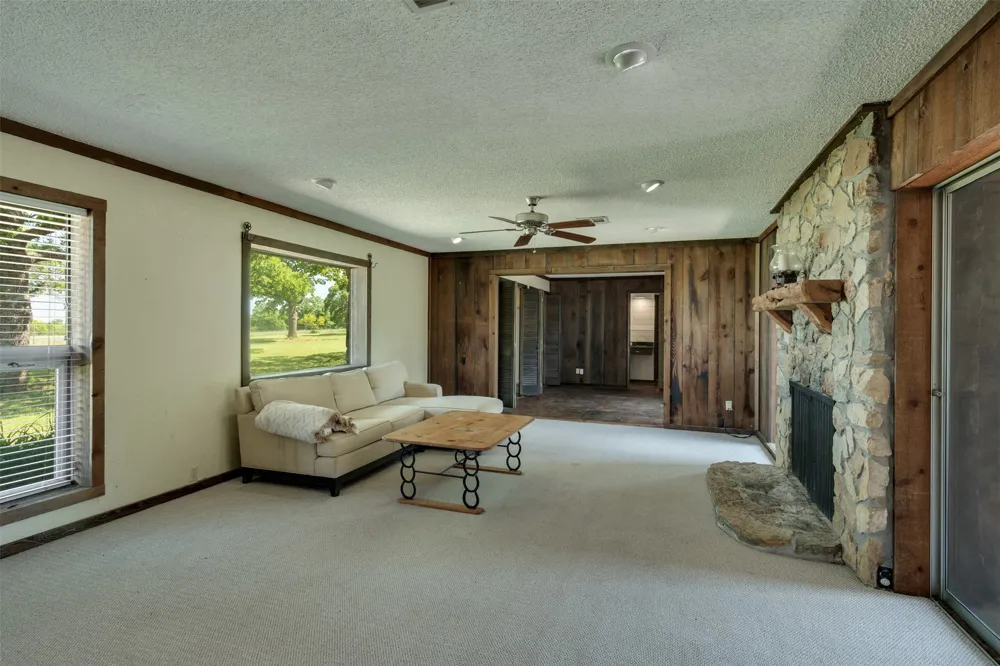 3377 Lodge Creek Road Henrietta, TX 76365