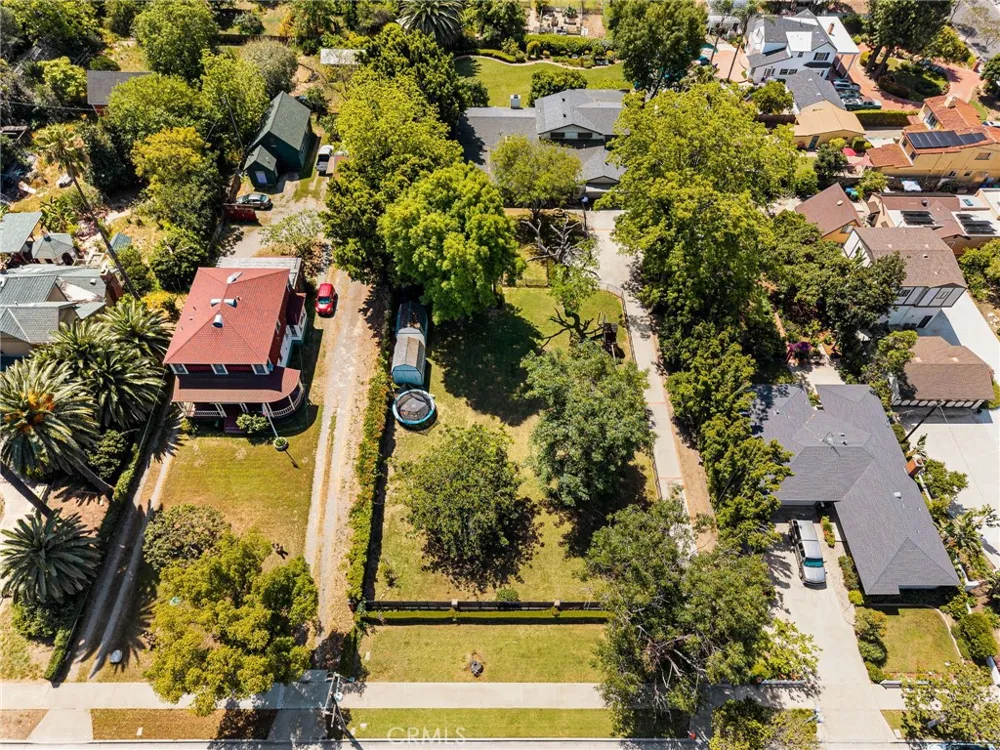 440 W Main Street Tustin, CA 92780