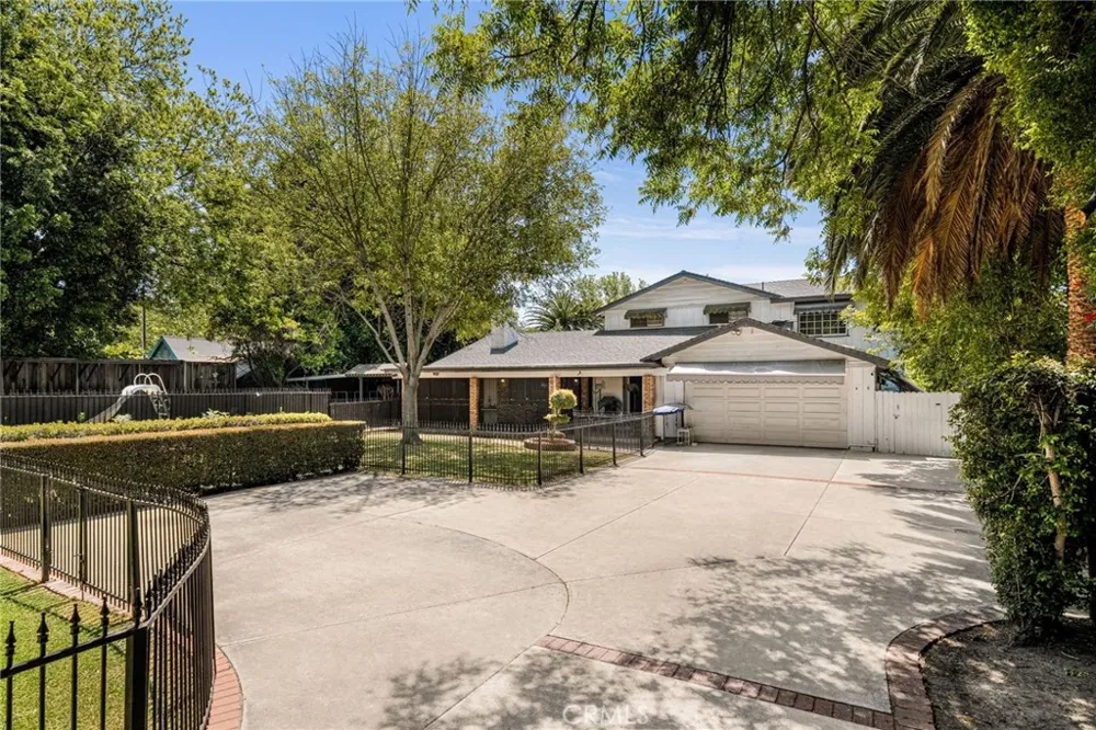 440 W Main Street Tustin, CA 92780