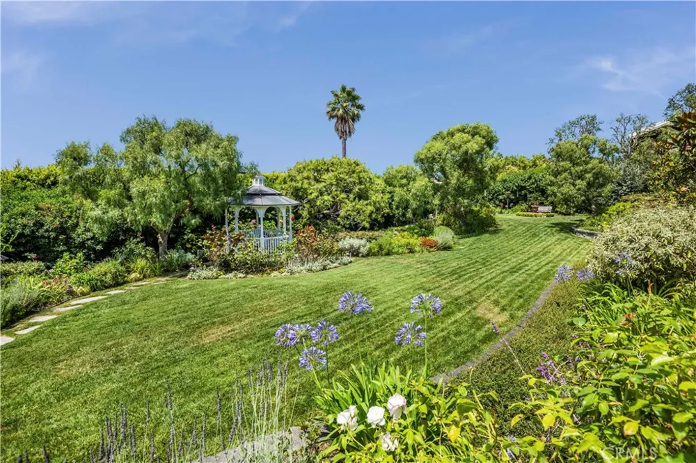 1409 Via Arco Palos Verdes Estates, CA 90274