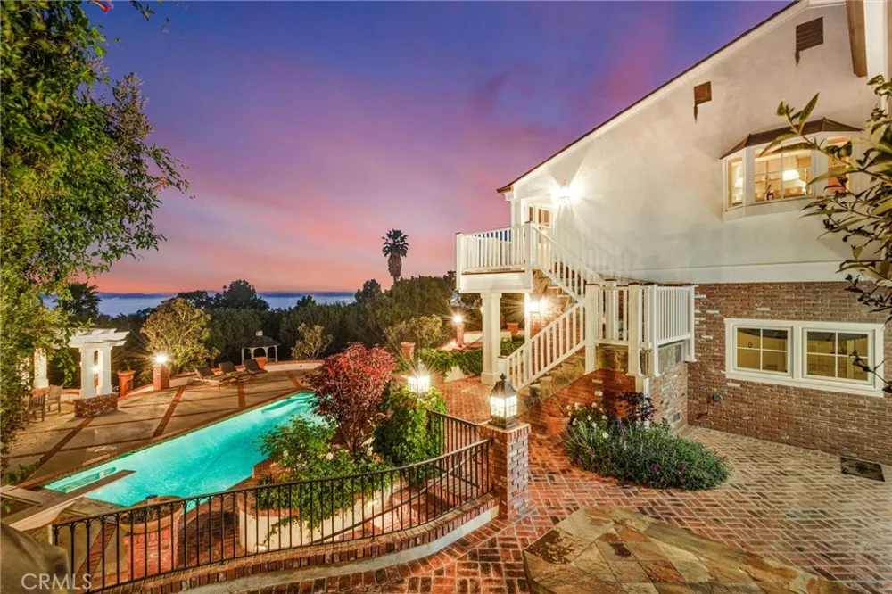 1409 Via Arco Palos Verdes Estates, CA 90274