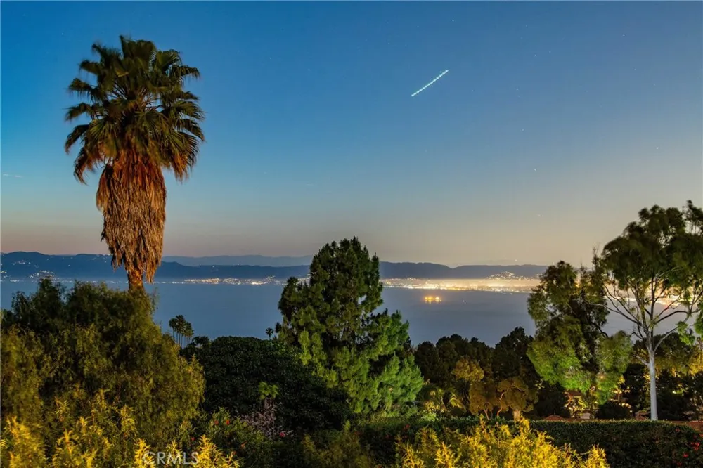 1409 Via Arco Palos Verdes Estates, CA 90274