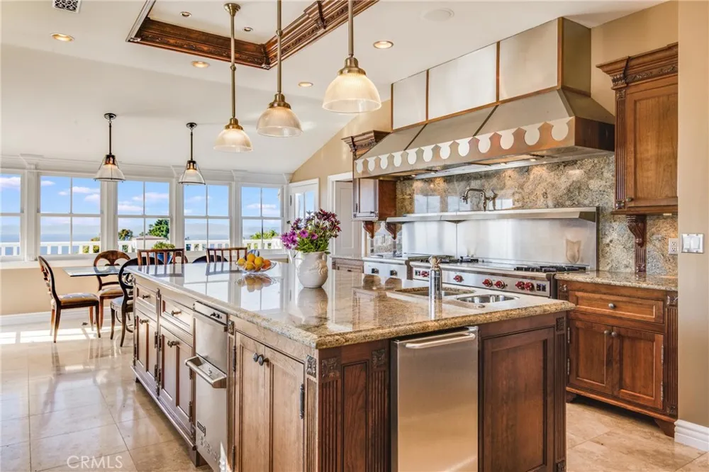 1409 Via Arco Palos Verdes Estates, CA 90274