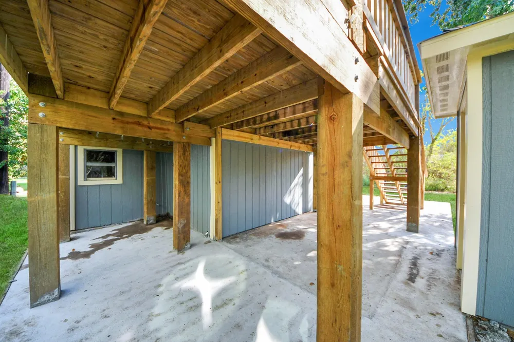 5281 County Road 469 Brazoria, TX 77422