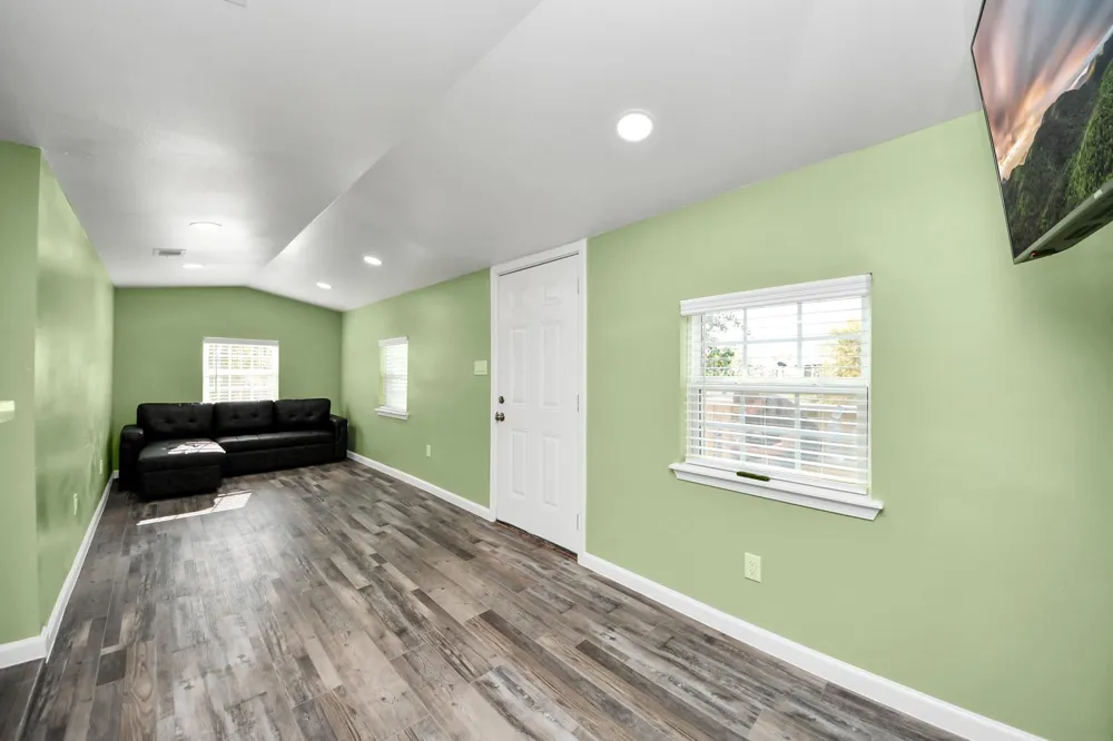 5281 County Road 469 Brazoria, TX 77422
