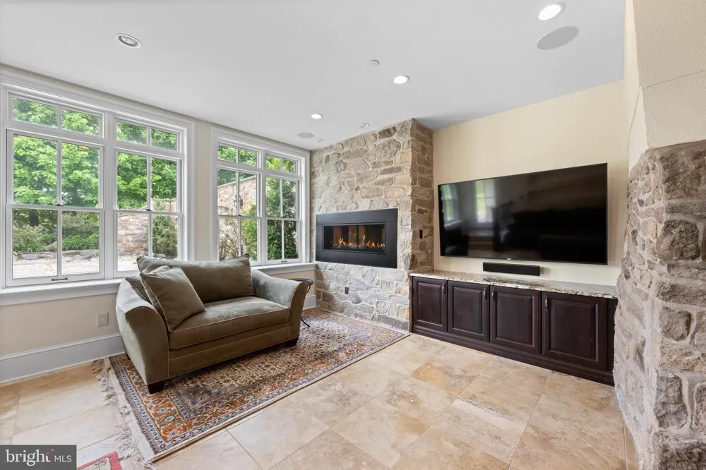 3345 HOLICONG Doylestown, PA 18902