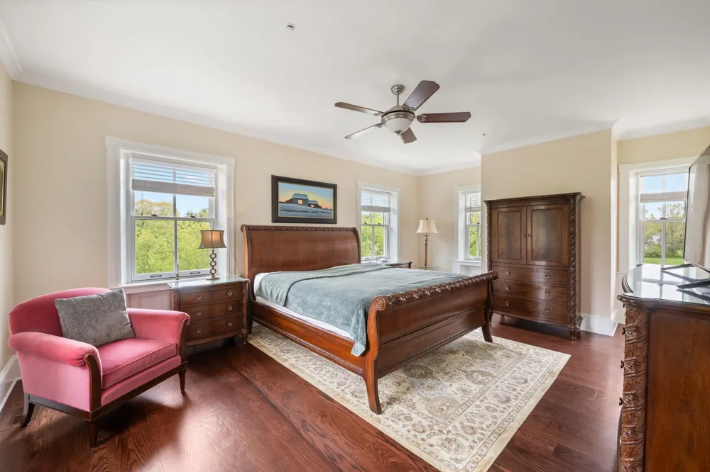 3345 HOLICONG Doylestown, PA 18902