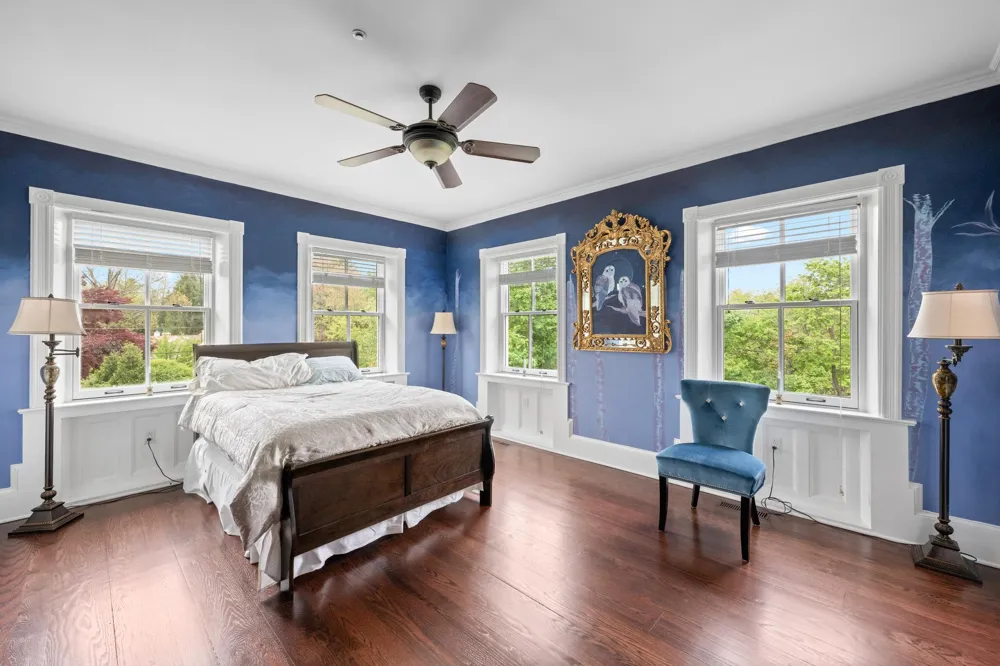 3345 HOLICONG Doylestown, PA 18902