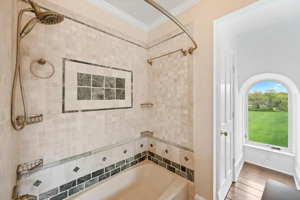 3345 HOLICONG Doylestown, PA 18902