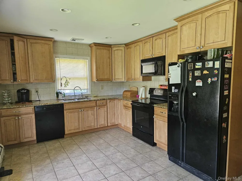 21 VERPLANCK AVENUE Hopewell Junction, NY 12533