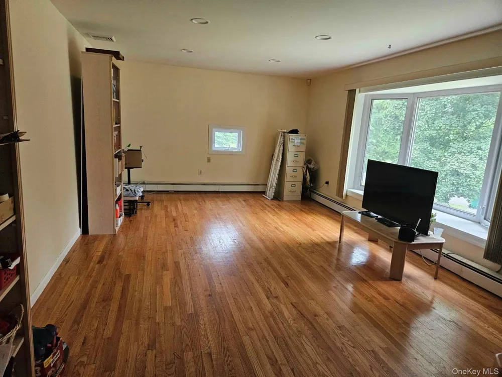 21 VERPLANCK AVENUE Hopewell Junction, NY 12533
