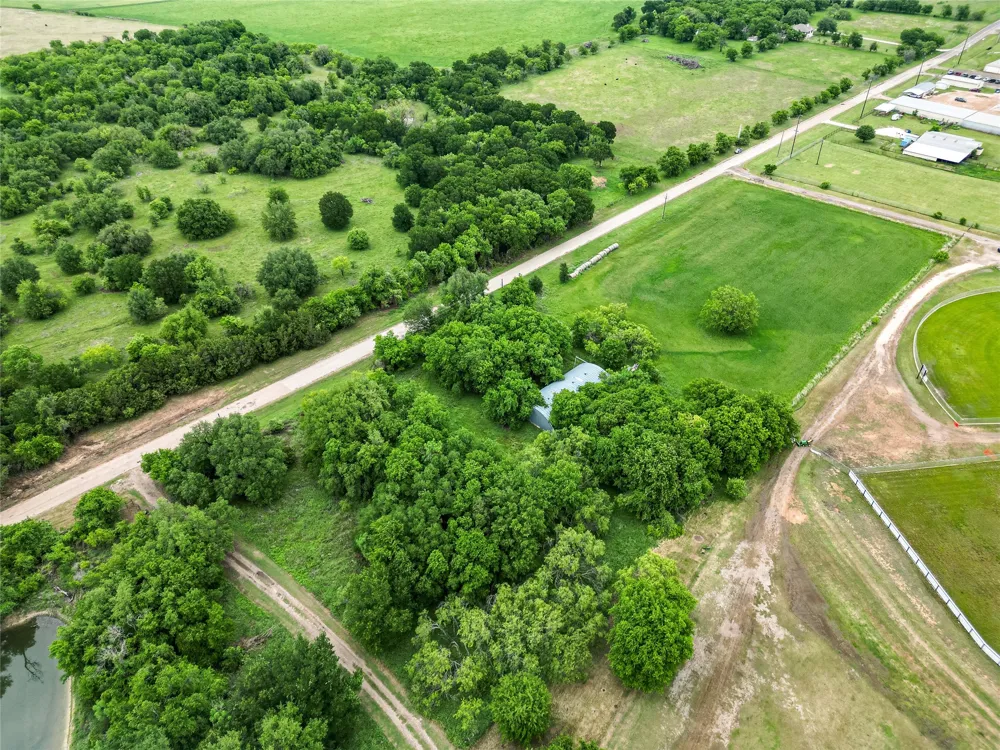 CR 4290 Clifton, TX 76634