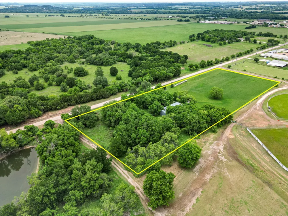 CR 4290 Clifton, TX 76634