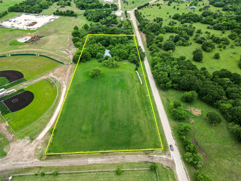 CR 4290 Clifton, TX 76634