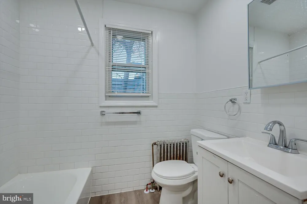 447 WHITTAKER AVENUE Trenton, NJ 08611