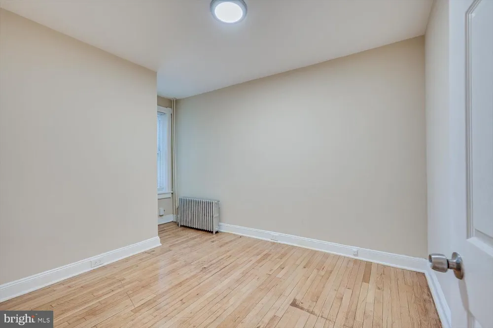 447 WHITTAKER AVENUE Trenton, NJ 08611