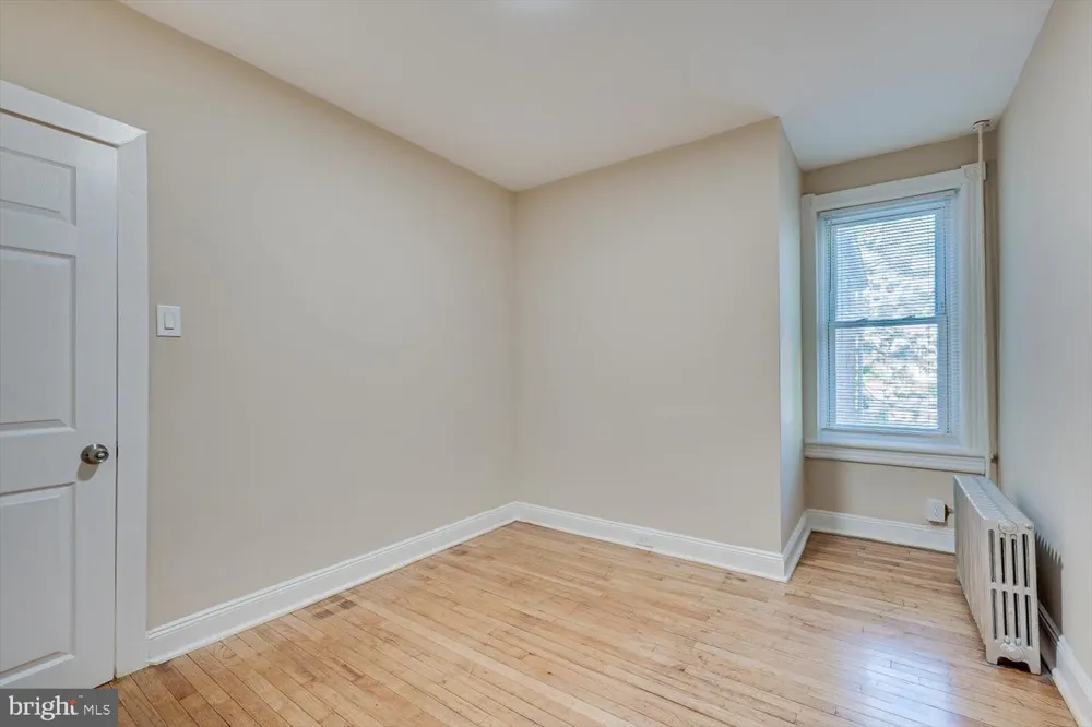 447 WHITTAKER AVENUE Trenton, NJ 08611