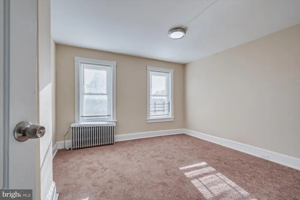 447 WHITTAKER AVENUE Trenton, NJ 08611