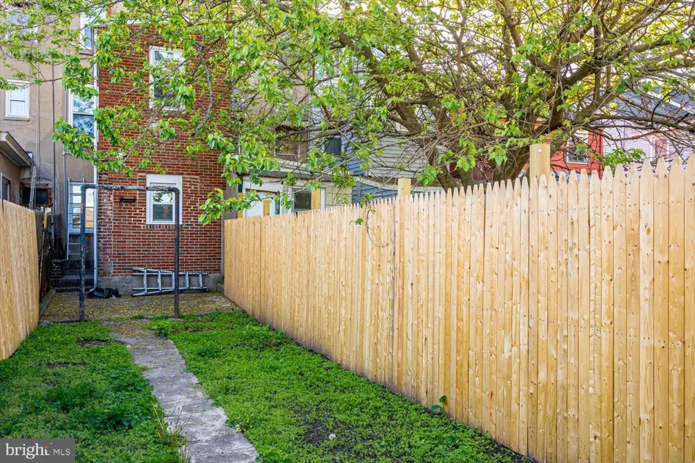 447 WHITTAKER AVENUE Trenton, NJ 08611