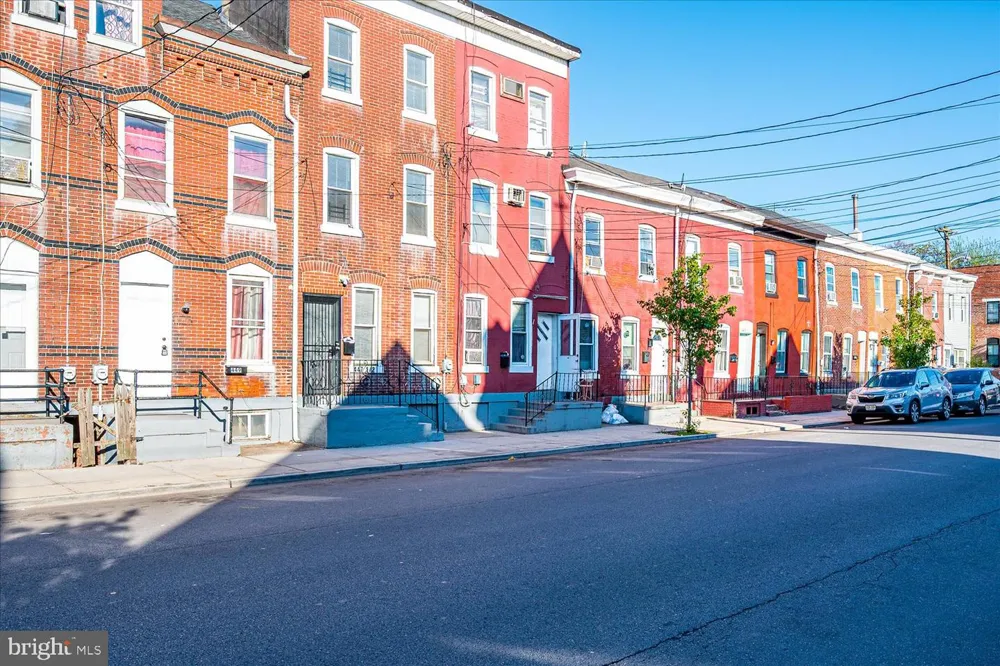 447 WHITTAKER AVENUE Trenton, NJ 08611