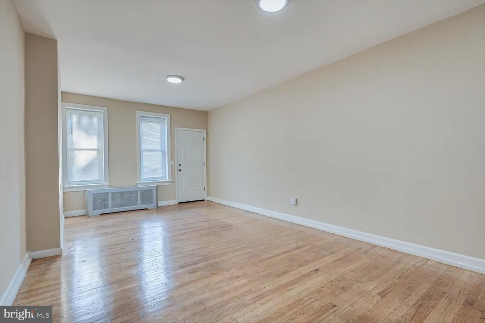 447 WHITTAKER AVENUE Trenton, NJ 08611