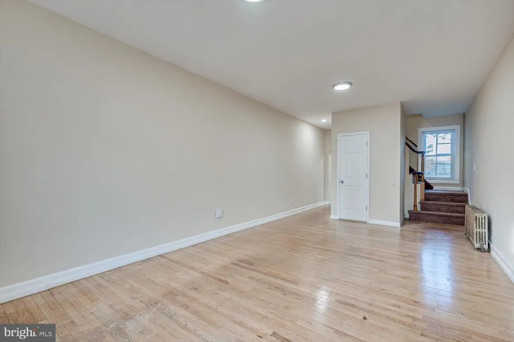 447 WHITTAKER AVENUE Trenton, NJ 08611