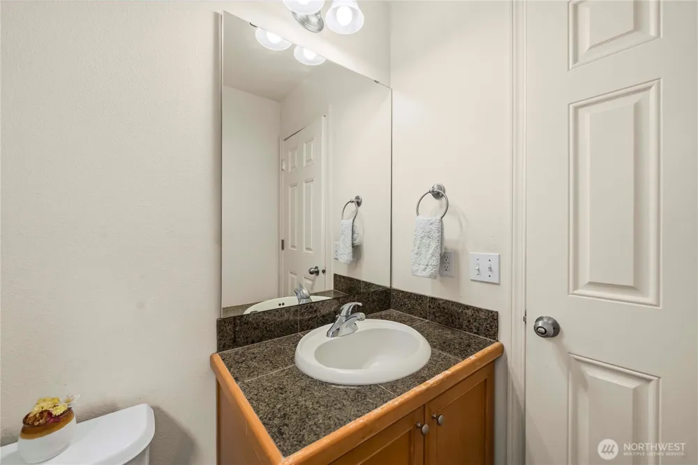 28459 34th Avenue S #71 Auburn, WA 98001