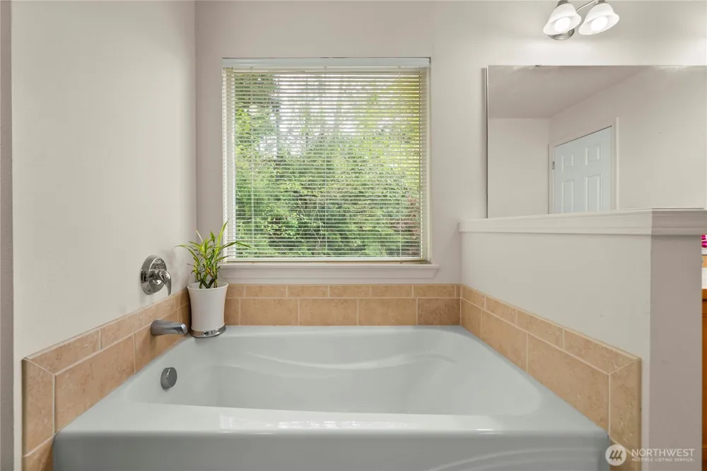 28459 34th Avenue S #71 Auburn, WA 98001