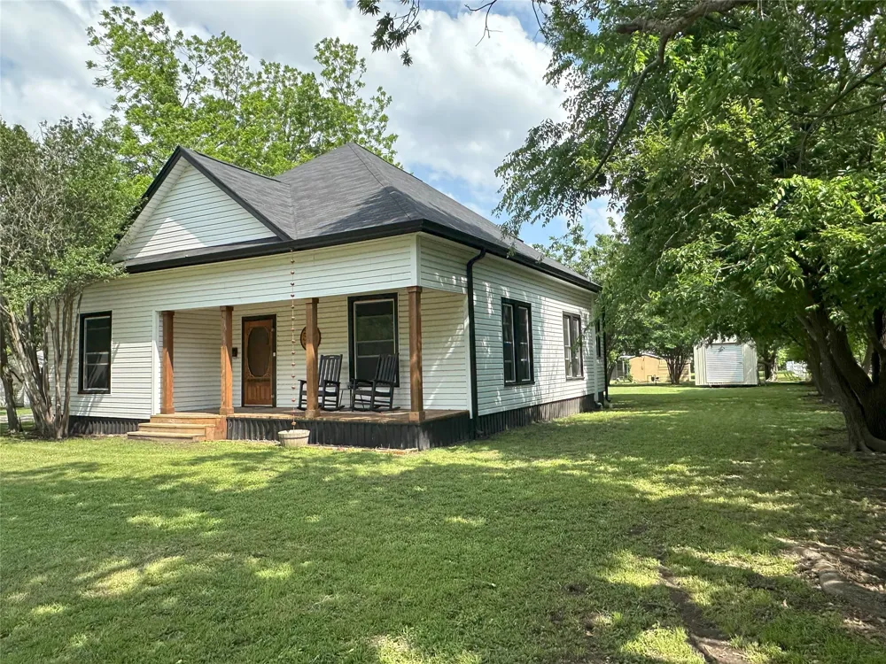 506 NE 3rd Street Hubbard, TX 76648