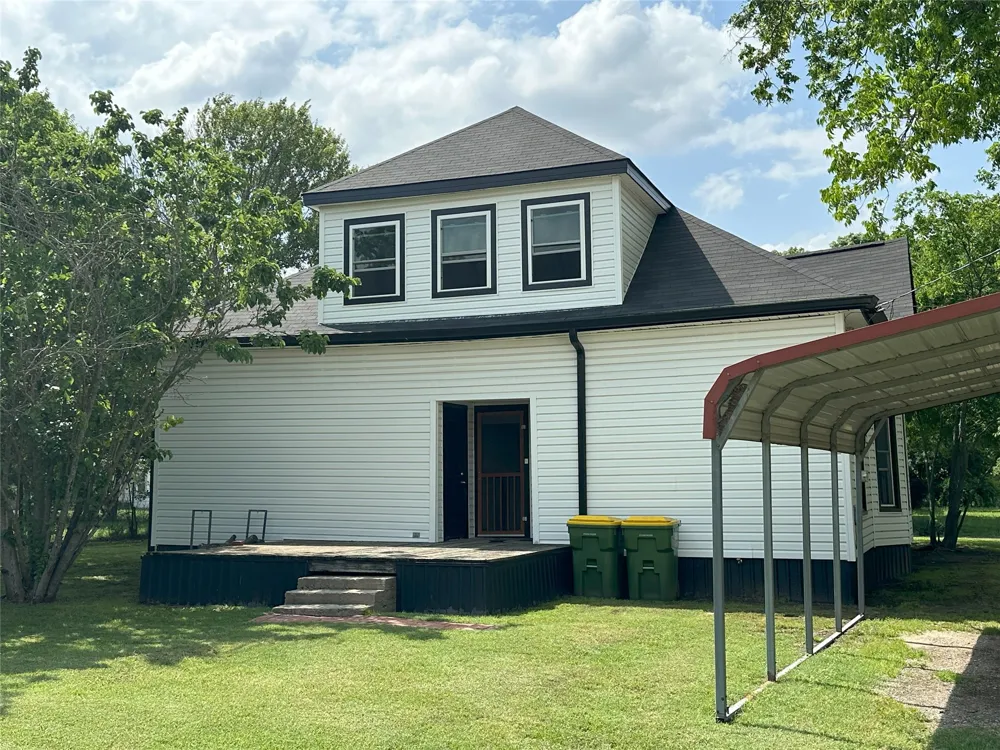 506 NE 3rd Street Hubbard, TX 76648