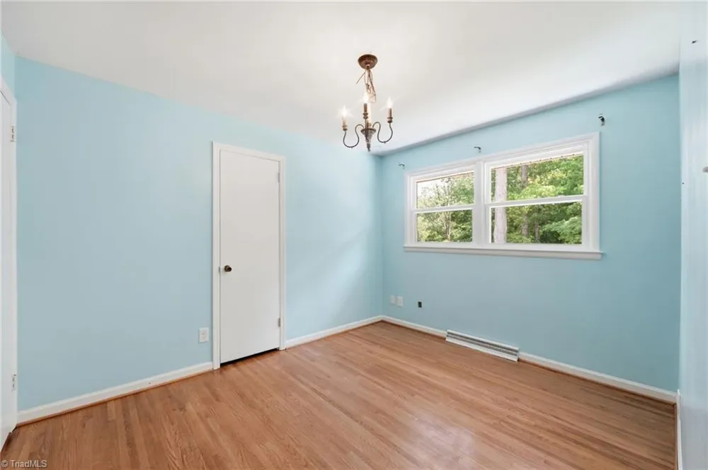 5414 Eastcrest Road McLeansville, NC 27301