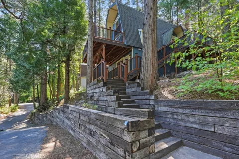 24091 Lakeview