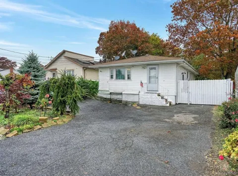 43 Johnson Avenue