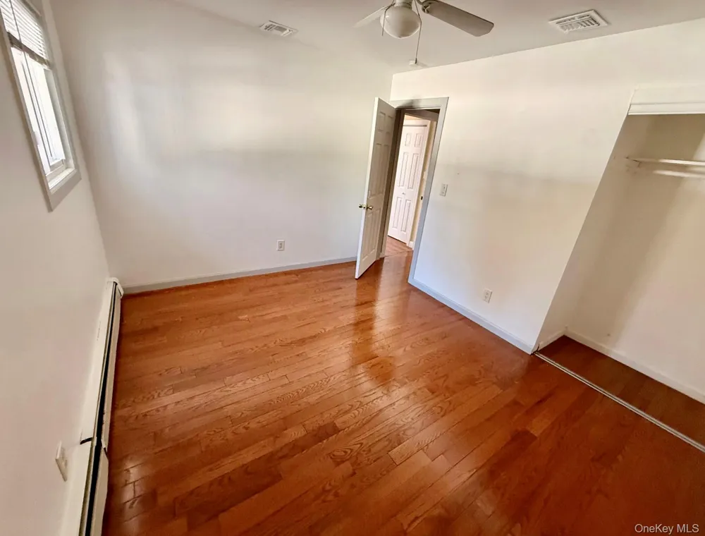 43 Johnson Avenue Ronkonkoma, NY 11779